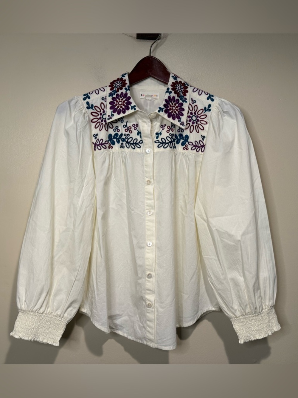 Roller Rabbit Womens Veda Embroidered Noemie Shirt size small